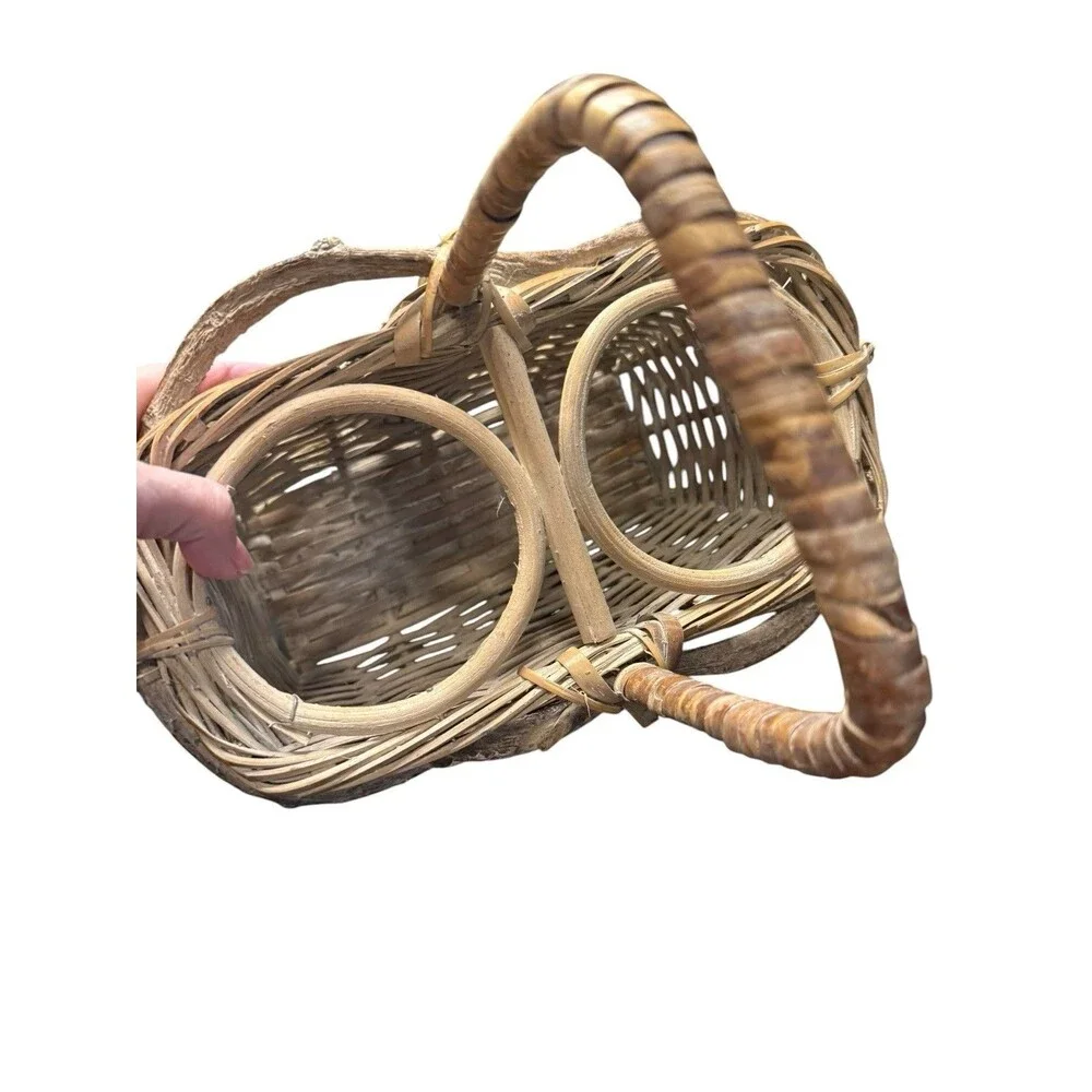 Vintage Wine Wicker Rattan Woven Basket Bottle Holder Grape Branch Very Unique